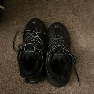 balenciaga tracks black